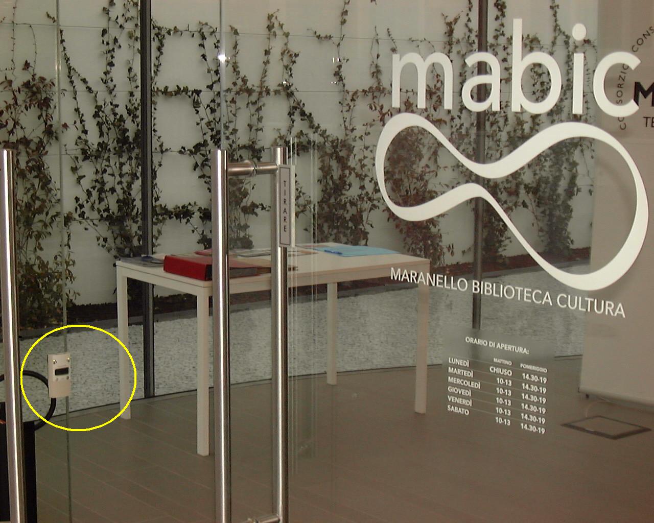 Biblioteca mabic maranello con accessi monitorati da contapersone ...